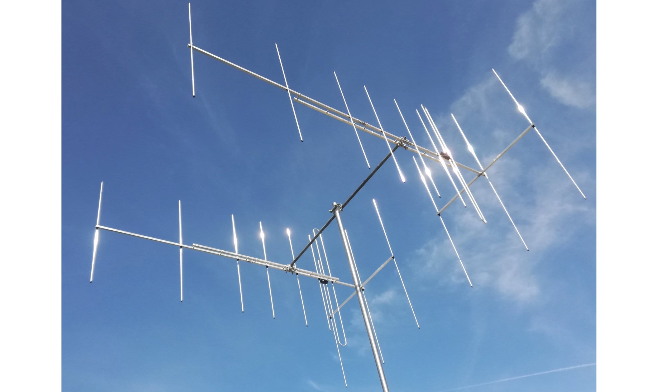 2 x XmuX 10Y CCIR 3 MV